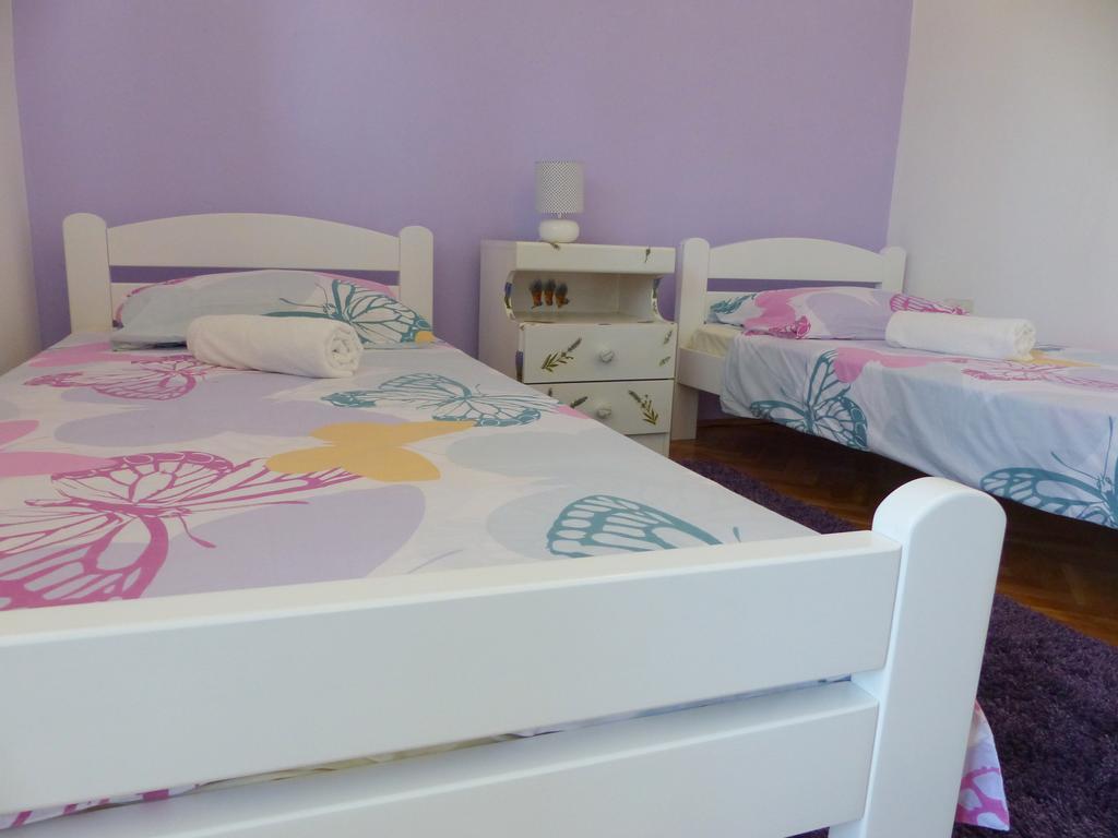 Apartment Marica Zaboric Esterno foto