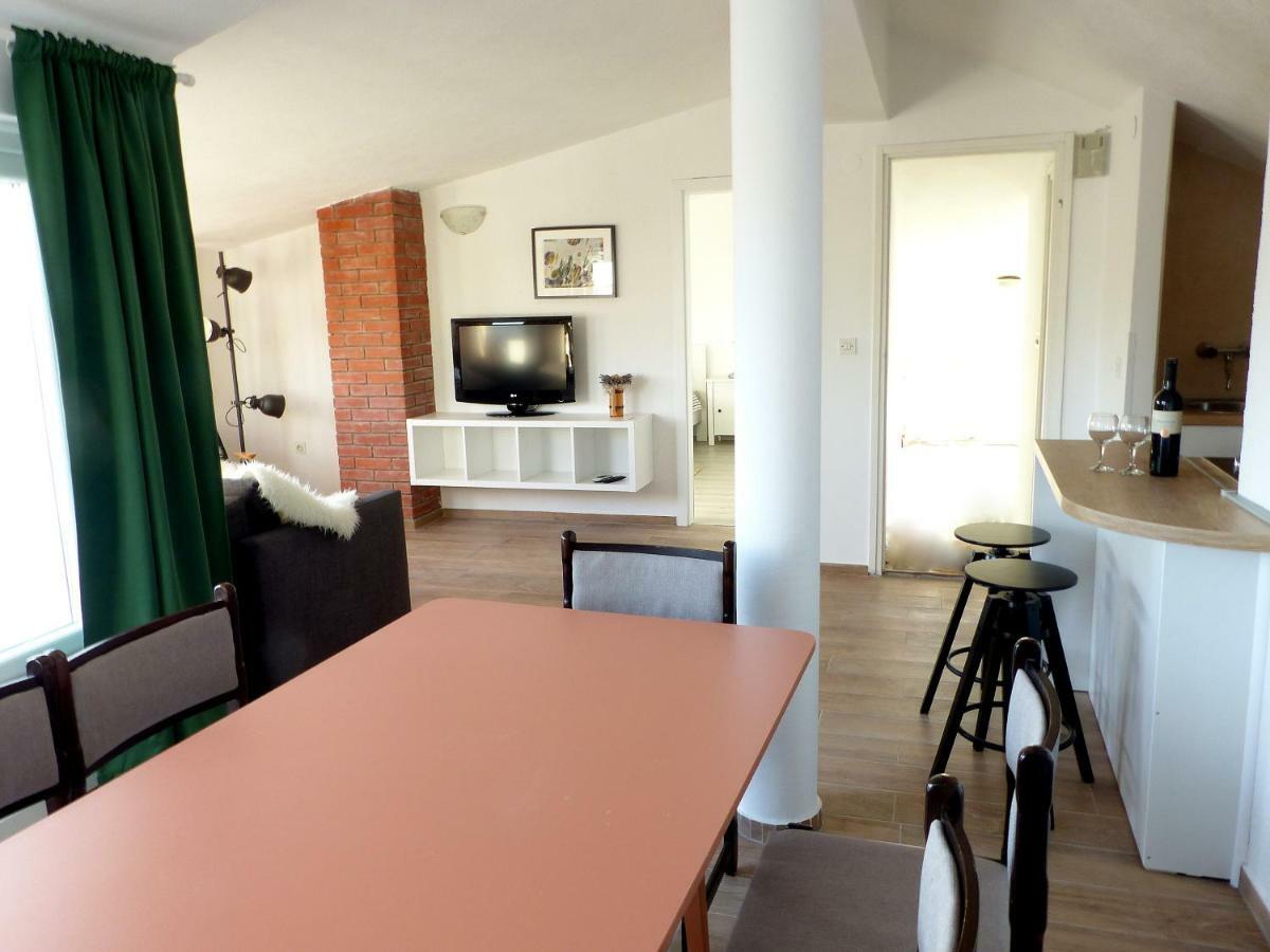Apartment Marica Zaboric Esterno foto